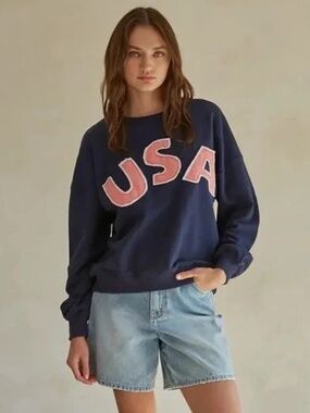 Uncharted threads USA Patchwork Appliqué Pullover